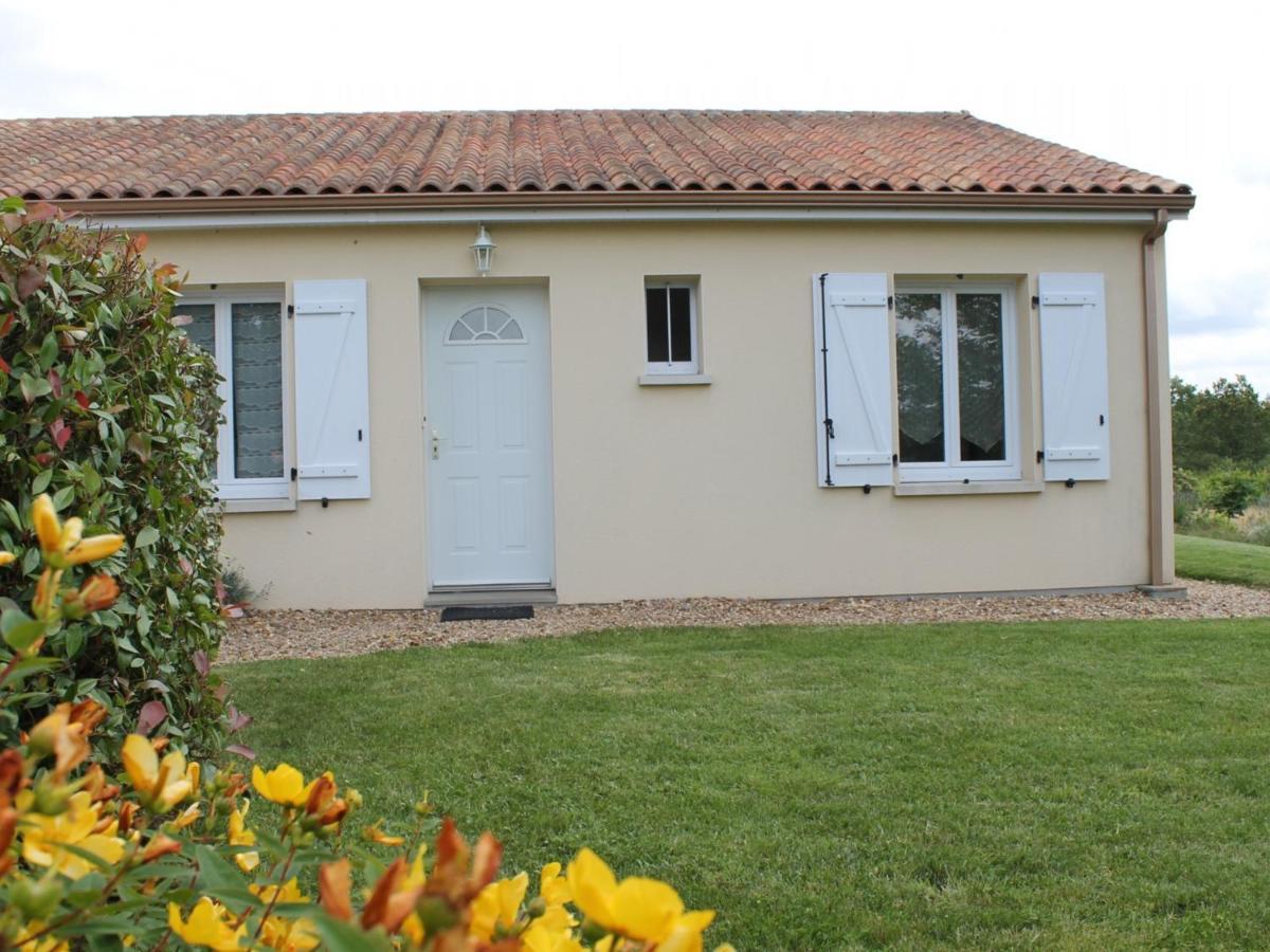 Maison Avec Jardin Proche Thermes Comprenant Lave-Linge Et Lave-Vaisselle - Fr-1-541-47 Villa La Roche-Posay Kültér fotó